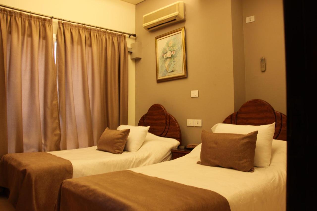 Lamedina Hotel & Resort Jounieh Exteriör bild