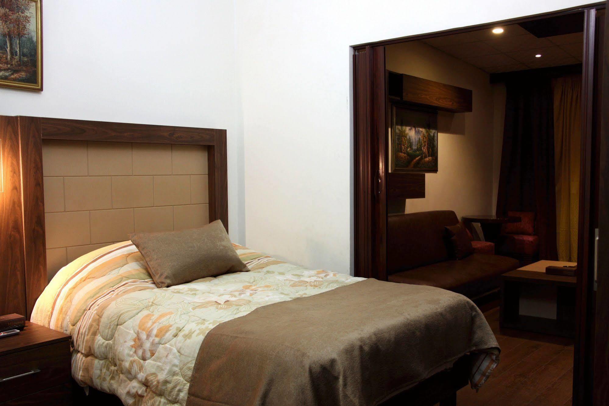 Lamedina Hotel & Resort Jounieh Exteriör bild